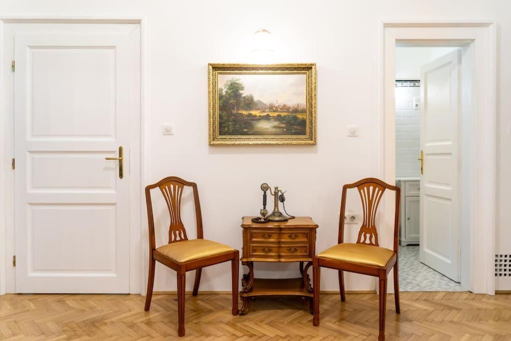 Kastely Apartman Eger Exterior foto